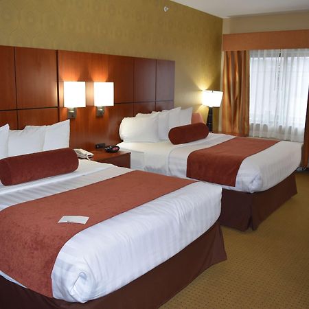 Best Western Plus Finger Lakes Inn & Suites Cortland Exterior foto