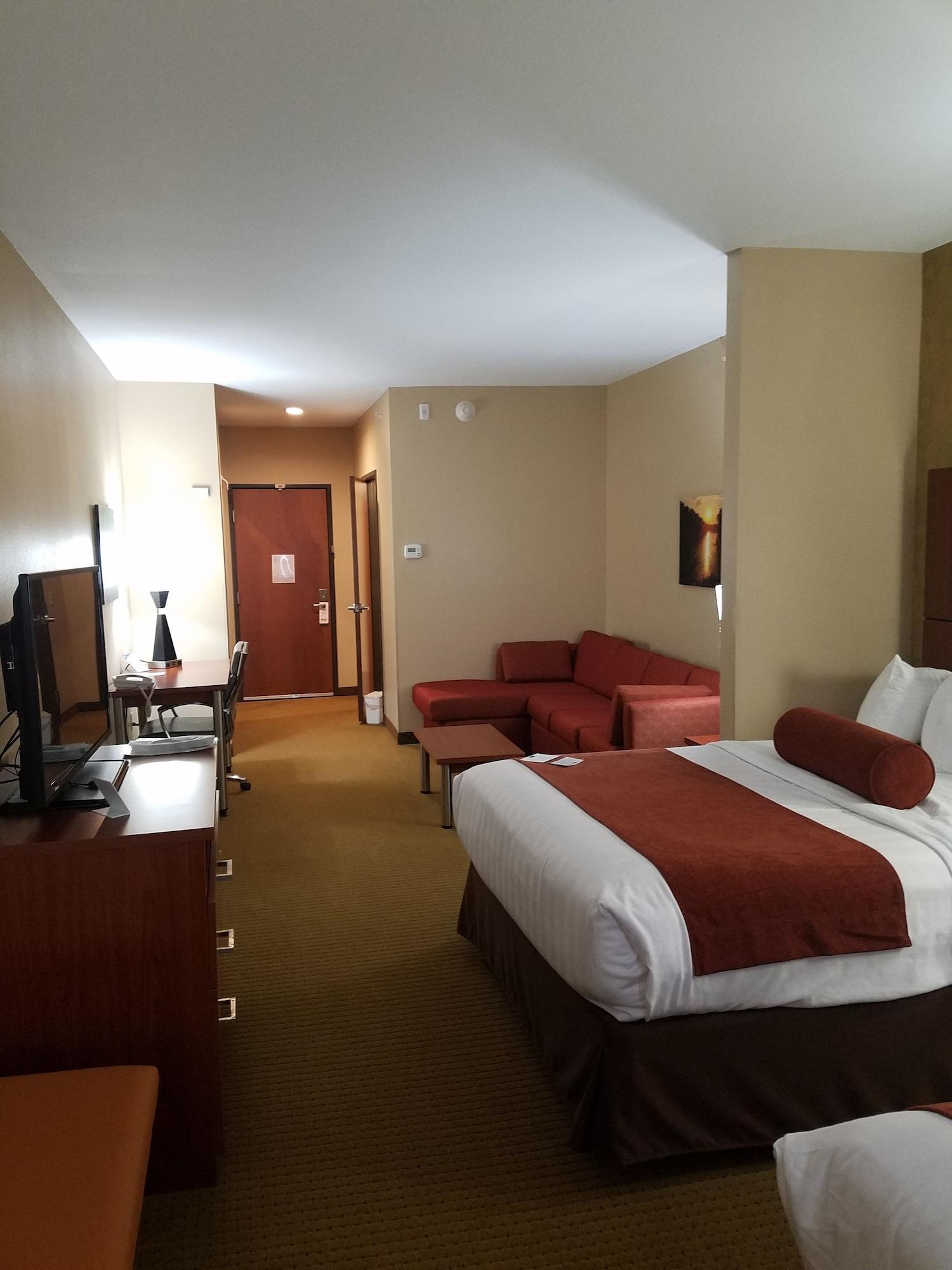 Best Western Plus Finger Lakes Inn & Suites Cortland Exterior foto